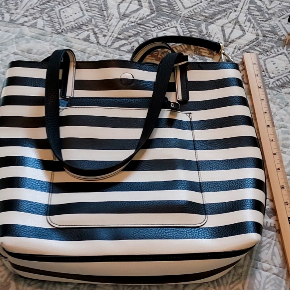 Handbag